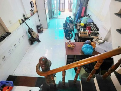 Cho thuê pjongf khép kín chính chủ t2 234