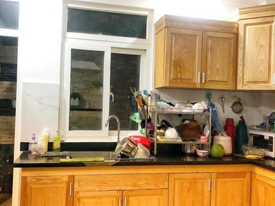 Cho thuê pjongf khép kín chính chủ t2 164