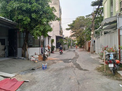 Cho thuê pjongf khép kín chính chủ t2 210