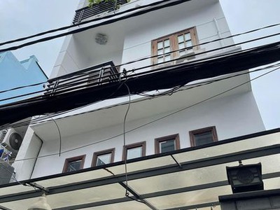 Cho thuê pjongf khép kín chính chủ t2 200