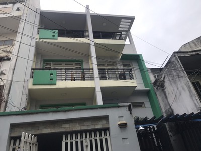 Cho thuê pjongf khép kín chính chủ t2 1236