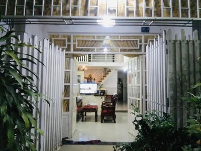 Cho thuê pjongf khép kín chính chủ t2 192
