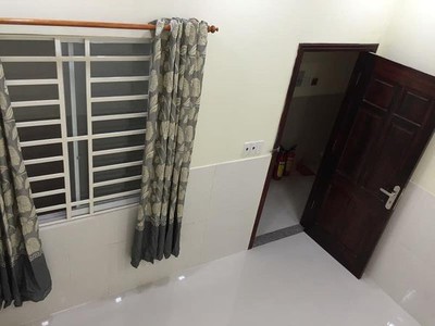 Cho thuê pjongf khép kín chính chủ t2 1271