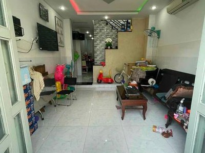 Cho thuê pjongf khép kín chính chủ t2 1263