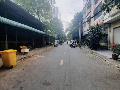 Cho thuê pjongf khép kín chính chủ t2 190