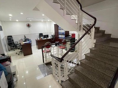 Cho thuê pjongf khép kín chính chủ t2 201