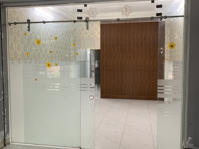 Cho thuê pjongf khép kín chính chủ t2 721