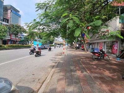 Cho thuê pjongf khép kín chính chủ t2 568