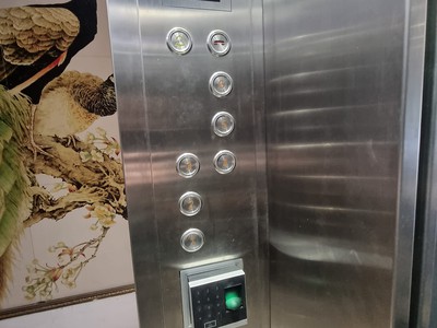 Cho thuê pjongf khép kín chính chủ t2 569