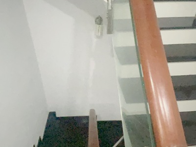 Cho thuê pjongf khép kín chính chủ t2 1047