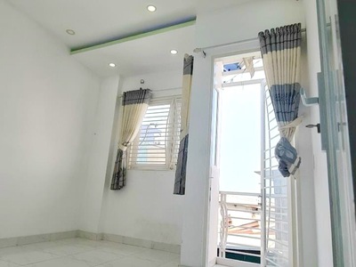 Cho thuê pjongf khép kín chính chủ t2 665
