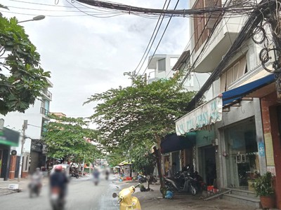 Cho thuê pjongf khép kín chính chủ t2 1066