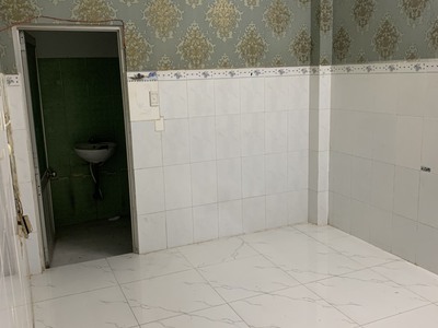 Cho thuê pjongf khép kín chính chủ t2 719