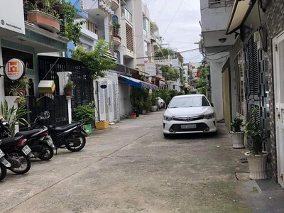 Cho thuê pjongf khép kín chính chủ t2 468