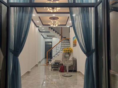 Cho thuê pjongf khép kín chính chủ t2 358