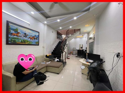 Cho thuê pjongf khép kín chính chủ t2 537