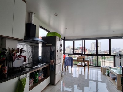 Cho thuê pjongf khép kín chính chủ t2 713