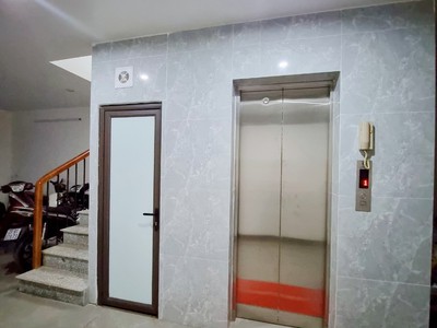 Cho thuê pjongf khép kín chính chủ t2 717