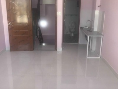 Cho thuê pjongf khép kín chính chủ t2 792