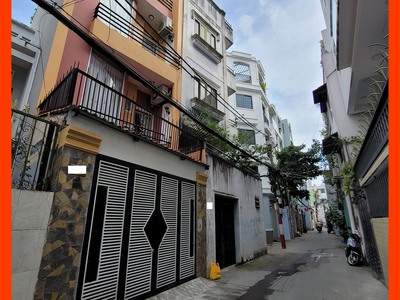 Cho thuê pjongf khép kín chính chủ t2 1231