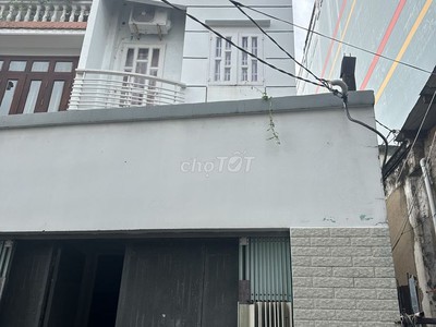 Cho thuê pjongf khép kín chính chủ t2 625