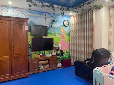 Cho thuê pjongf khép kín chính chủ t2 182