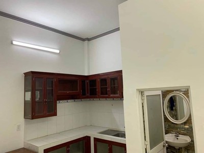 Cho thuê pjongf khép kín chính chủ t2 1280
