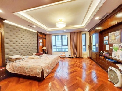 Cho thuê pjongf khép kín chính chủ t2 1126
