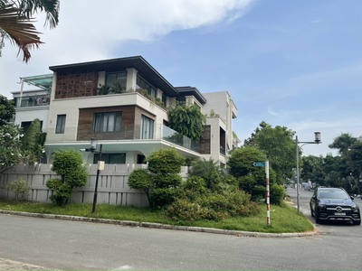 Cho thuê pjongf khép kín chính chủ t2 299