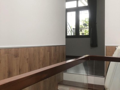 Cho thuê pjongf khép kín chính chủ t2 557