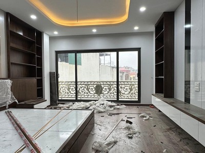 Cho thuê pjongf khép kín chính chủ t2 1110
