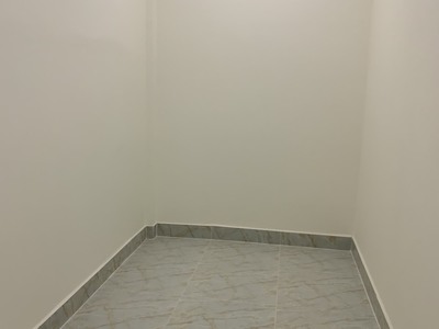 Cho thuê pjongf khép kín chính chủ t2 484