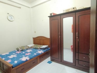 Cho thuê pjongf khép kín chính chủ t2 560