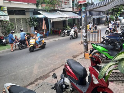 Cho thuê pjongf khép kín chính chủ t2 1097