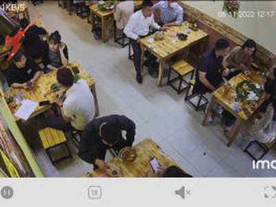 Cho thuê pjongf khép kín chính chủ t2 962