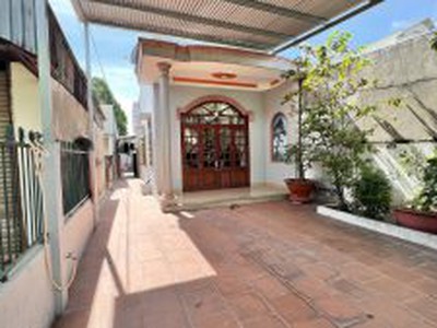 Cho thuê pjongf khép kín chính chủ t2 1038
