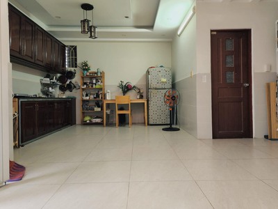 Cho thuê pjongf khép kín chính chủ t2 1192