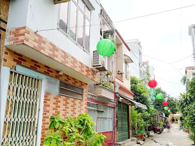 Cho thuê pjongf khép kín chính chủ t2 1912