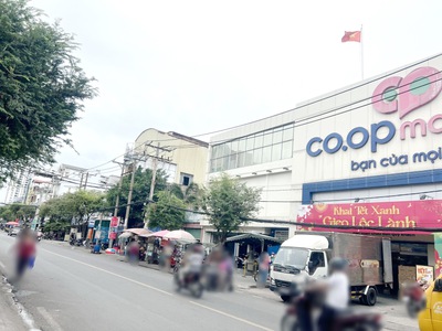 Cho thuê pjongf khép kín chính chủ t2 1810