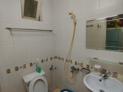 Cho thuê pjongf khép kín chính chủ t2 2241