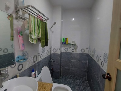 Cho thuê pjongf khép kín chính chủ t2 2234