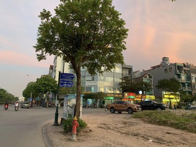 Cho thuê pjongf khép kín chính chủ t2 1565