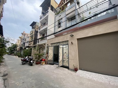 Cho thuê pjongf khép kín chính chủ t2 1403