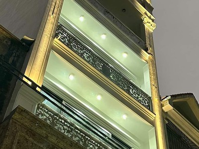 Cho thuê pjongf khép kín chính chủ t2 1579