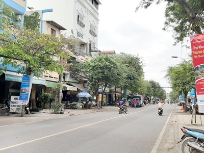 Cho thuê pjongf khép kín chính chủ t2 1809
