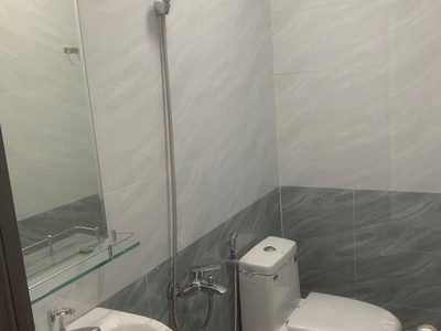 Cho thuê pjongf khép kín chính chủ t2 2013