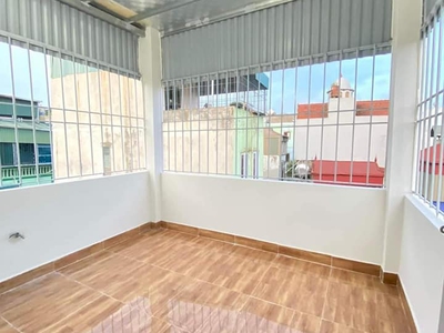 Cho thuê pjongf khép kín chính chủ t2 1606