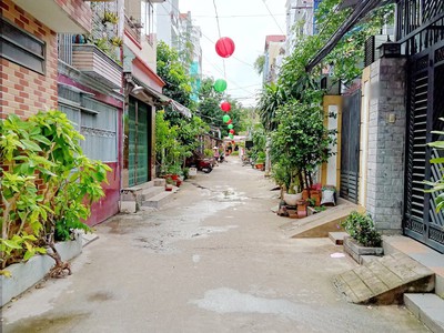 Cho thuê pjongf khép kín chính chủ t2 1916