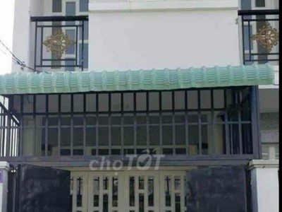 Cho thuê pjongf khép kín chính chủ t2 2198