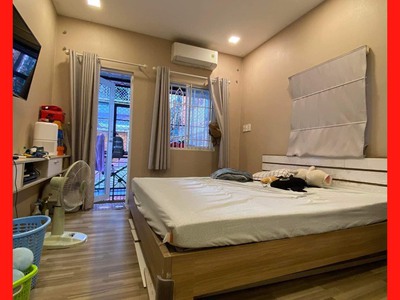 Cho thuê pjongf khép kín chính chủ t2 2305